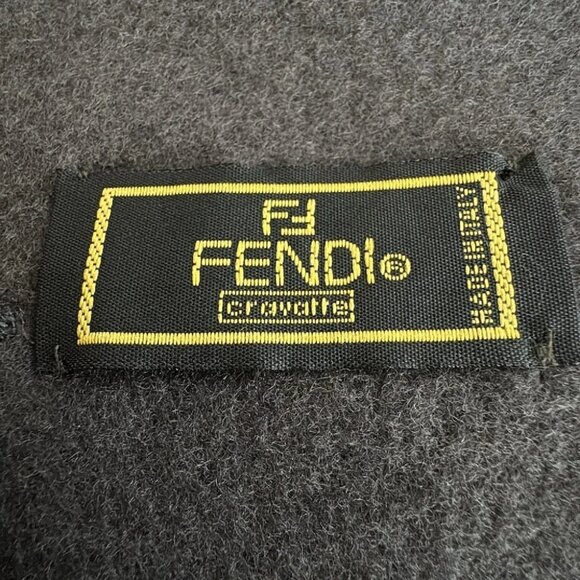 Auth FENDI Dark Gray Wool Scarf - Picture 5 of 5